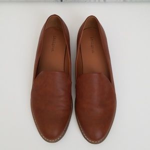 Indigo rd. brown wide flat sz 10M